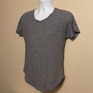 LUCY T-Shirt. Size X-Small